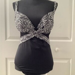 Swimsuits For All Elegant Black Swimsuit